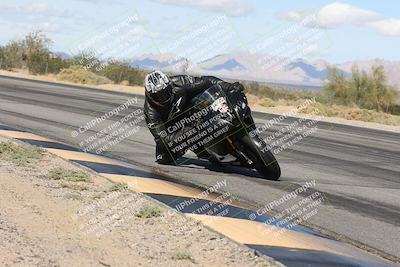 media/Nov-16-2025-Race Pace (Sun) [[8c5fa54630]]/Verified Riders/4-Turn 3 Inside (1050am)/